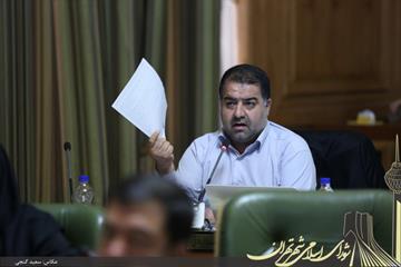 رئیس کمیته بودجه و نظارت مالی شورای شهر تهران: نمی توانم تضمین کنم پولی که مردم می دهند در محل اجرای توسعه و بازسازی آب و فاضلاب اجرا شود